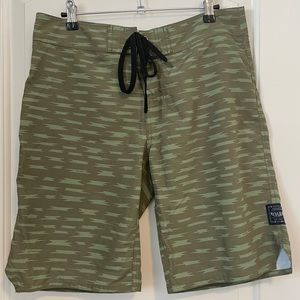ROARK | Men’s Board Shorts
